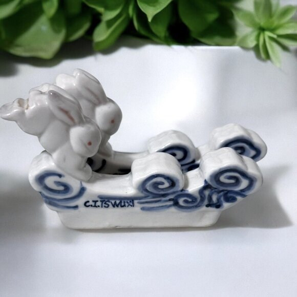 Vintage Set Of 2 Porcelain Chopstick Rests/Holders Rabbits Spring - Picture 1 of 5